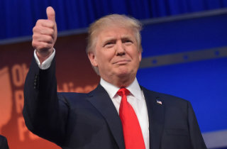 Donald Trump thumbs up (Wikimedia Commons)