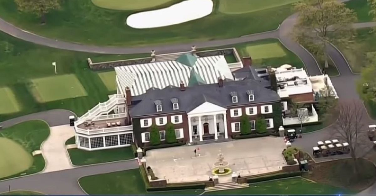 Trump Golf Club Reportedly Hid Undocumented Workers from Secret Service |  Law & Crime