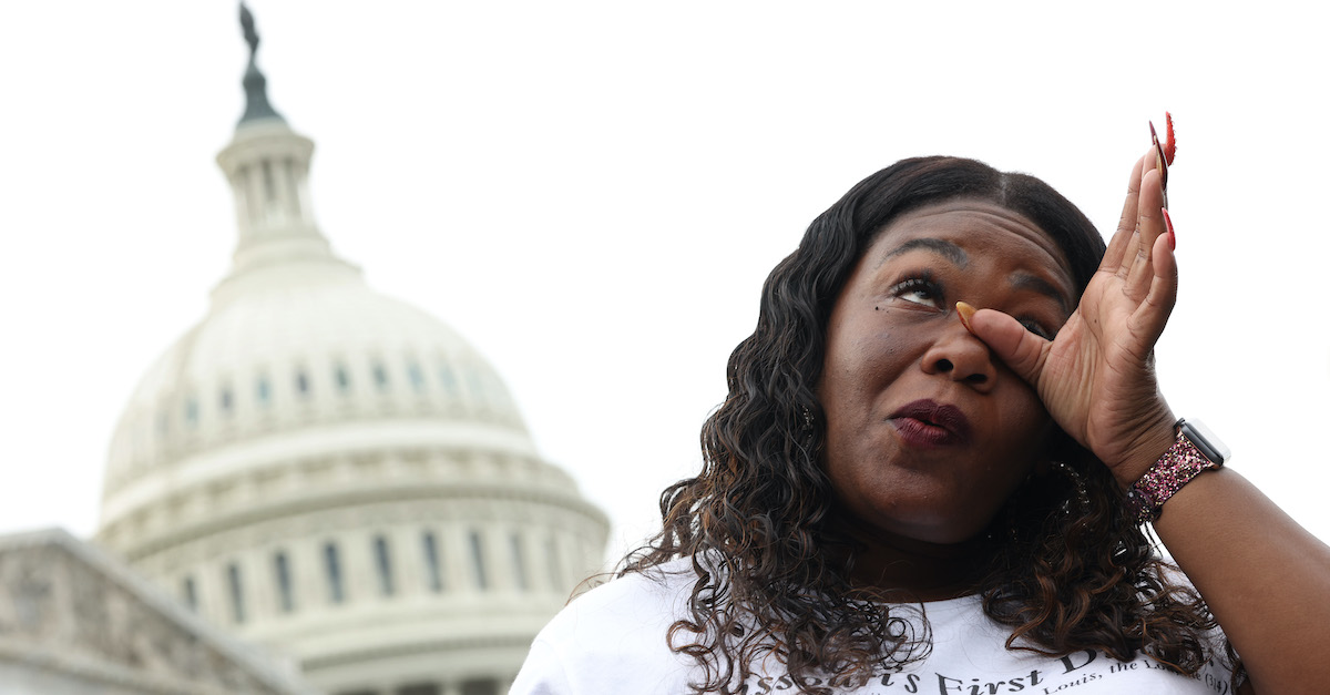 Rep. Cori Bush Sleeps Outside Capitol Building In Push To Extend Federal Eviction Moratorium