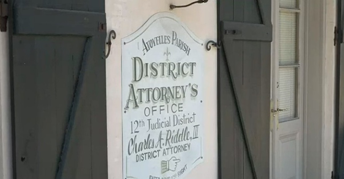 DA Charles Riddle office sign