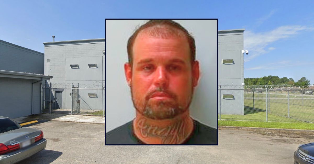 Inset: Anthony Chavis (Marlboro County Detention Center). Background: Marlboro County Detention Center (Google Maps).