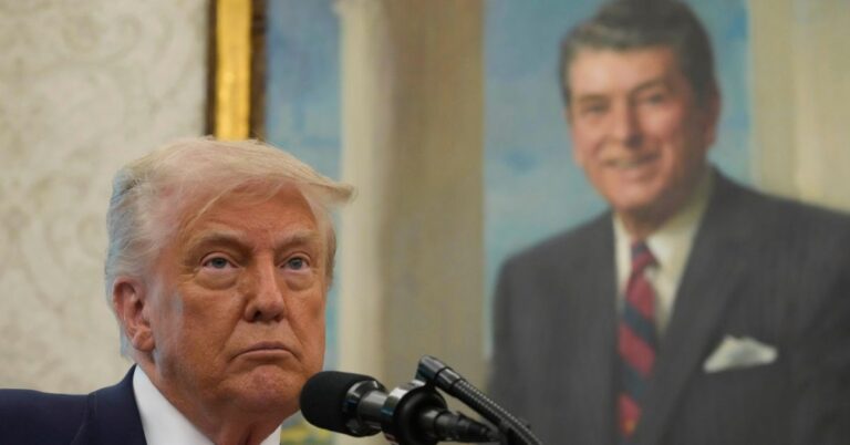 Donald Trump, Ronald Reagan
