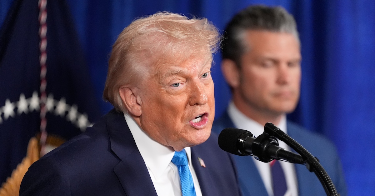 Donald Trump, Pete Hegseth