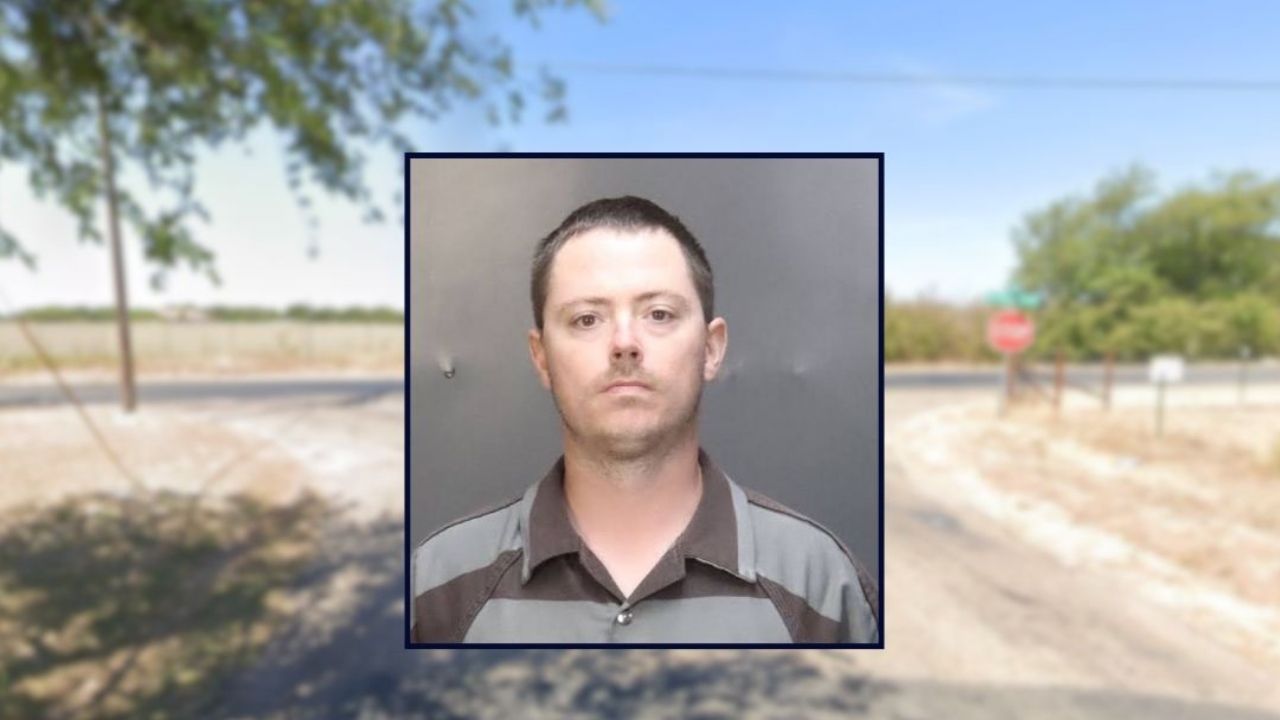 Romi Frentescu appears in a booking photo inset against an intersection in Texas.
