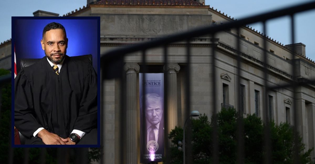 Carlos Mendoza, Donald Trump